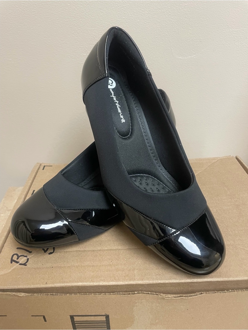 comfortview Black Patent & Fabric Slip-On Flats